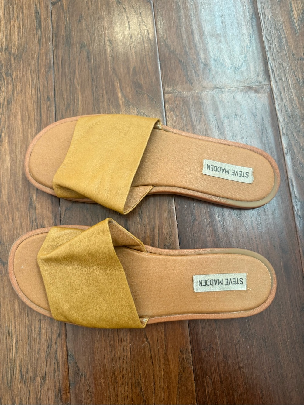 Steve Madden Women's Tan Slide Sandals